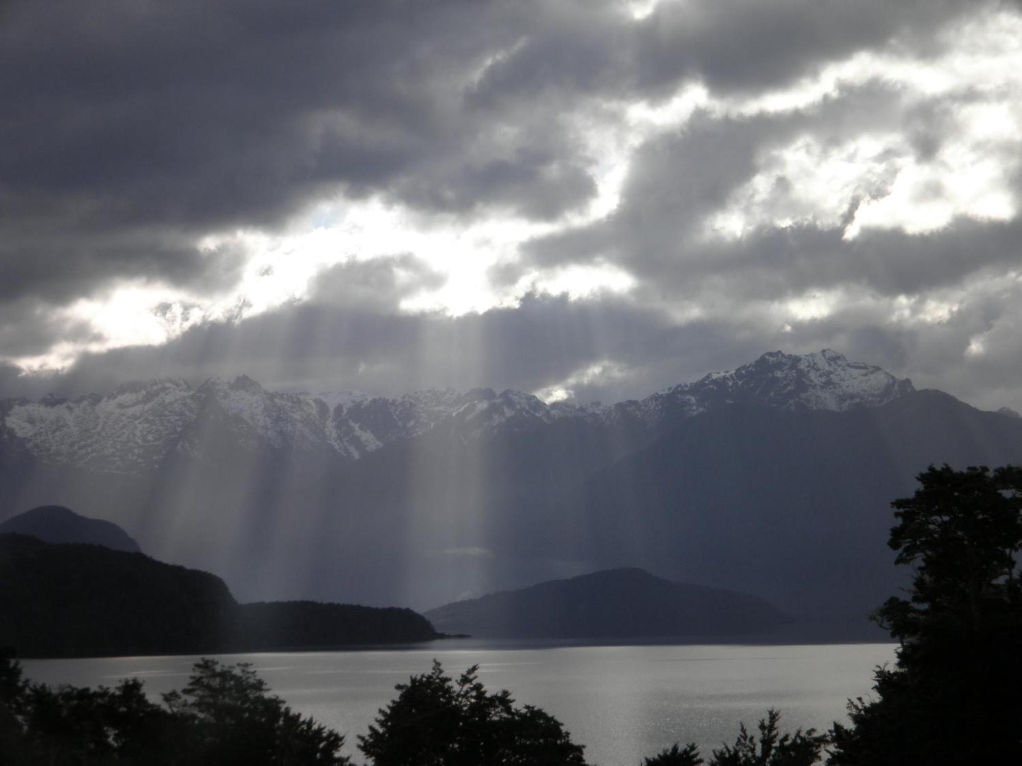 Murrells Grand View House Manapouri Dış mekan fotoğraf