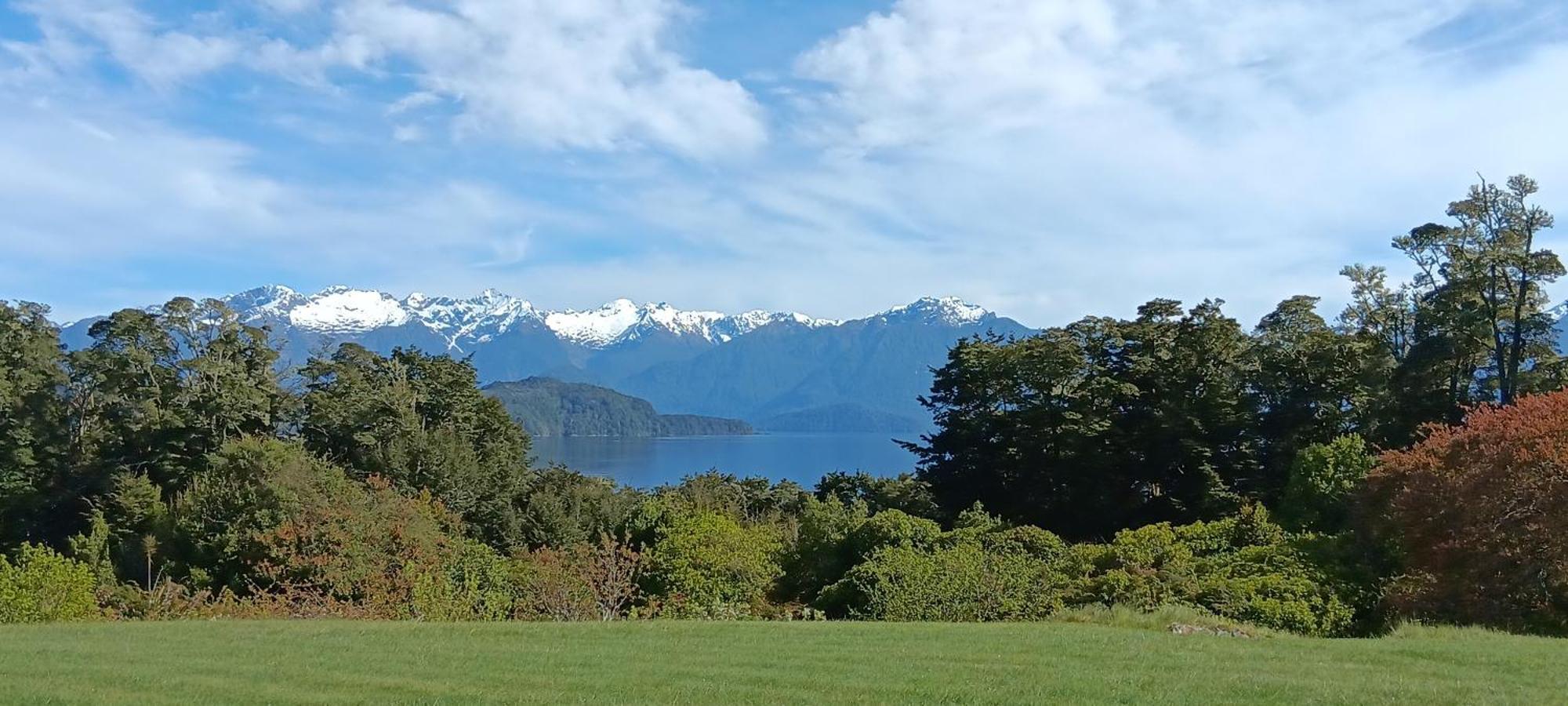 Murrells Grand View House Manapouri Dış mekan fotoğraf
