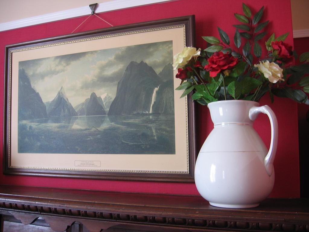 Murrells Grand View House Manapouri Dış mekan fotoğraf