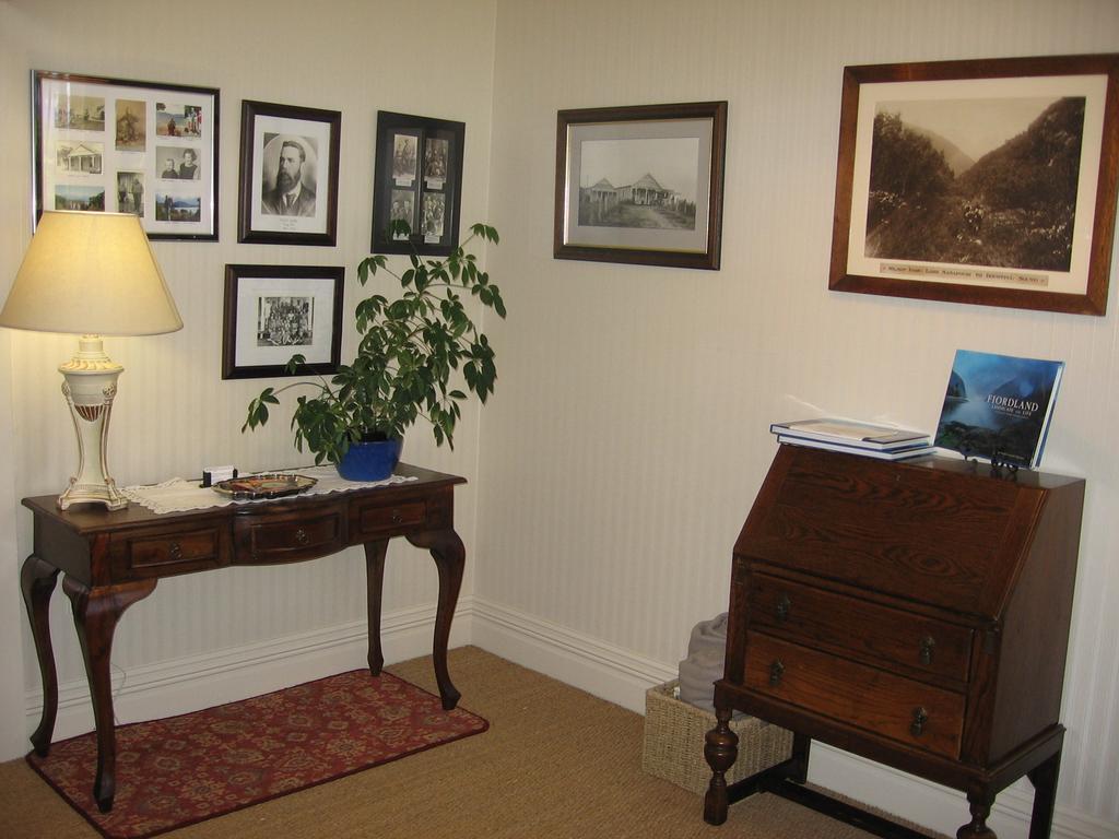 Murrells Grand View House Manapouri Dış mekan fotoğraf